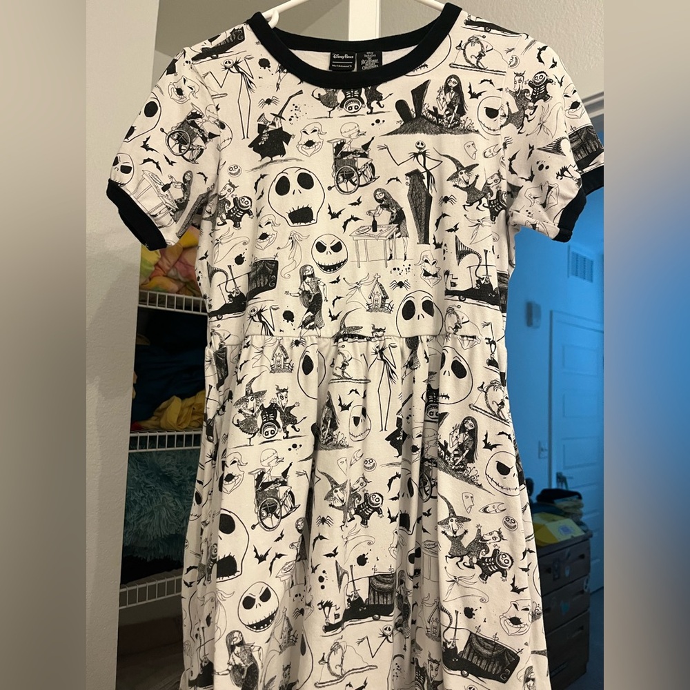 Disney parks exclusive nightmare before Christmas dress